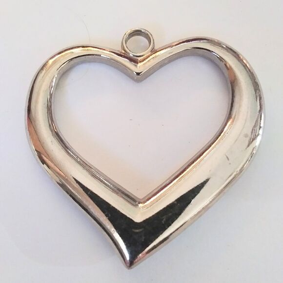 Heart Charm Stainless Steel BIG Over 2 Inches Silver Tone Necklace Choke… - Picture 2 of 8